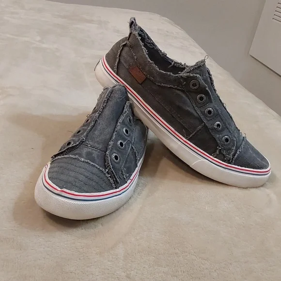 lowfish Malibu Play slip-on sneakers in light grey hipster smoked twill Size 10 - Picture 2 of 12